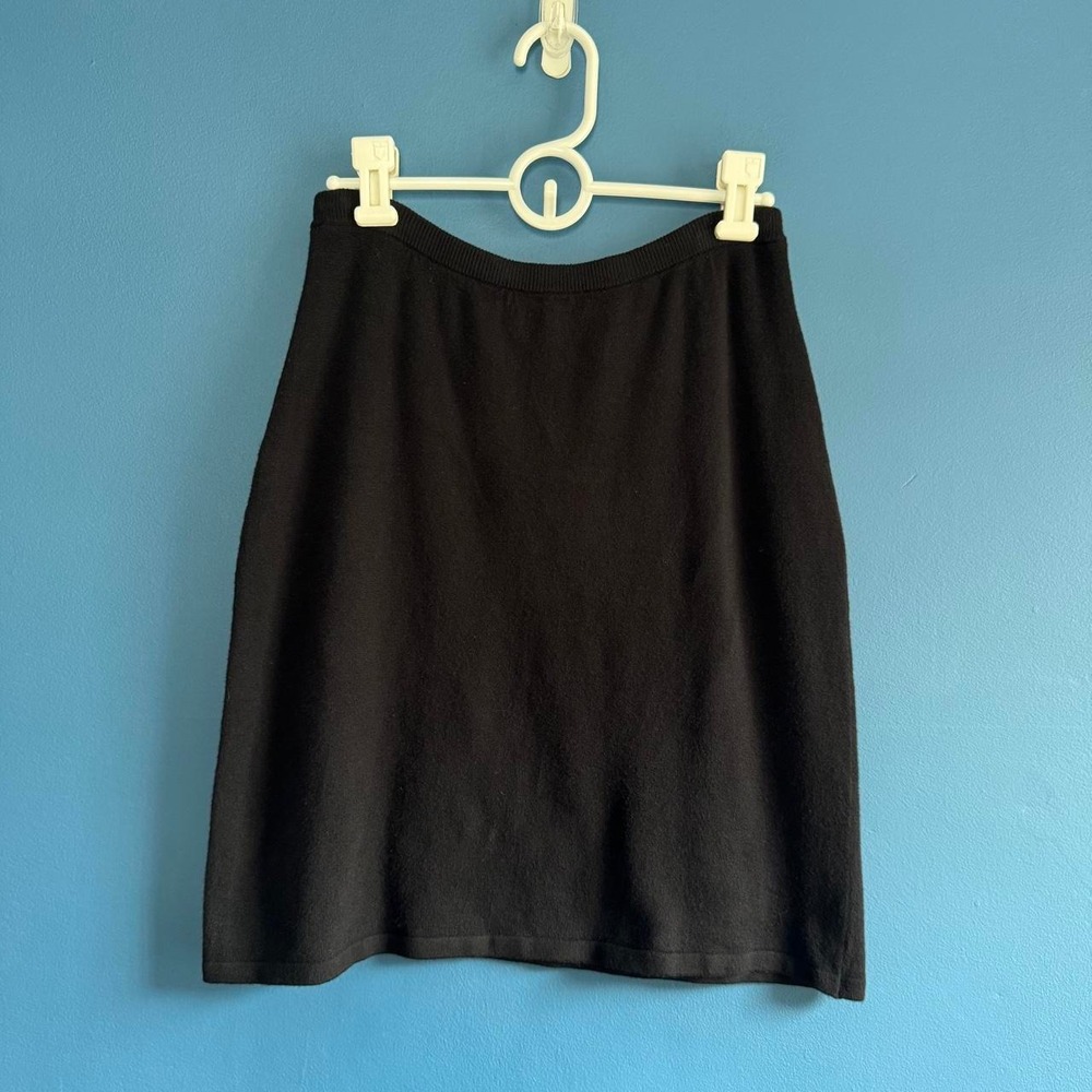 Vintage Knit Mini Skirt Women's Size Medium Black Shapefx Newport News NWT 90s